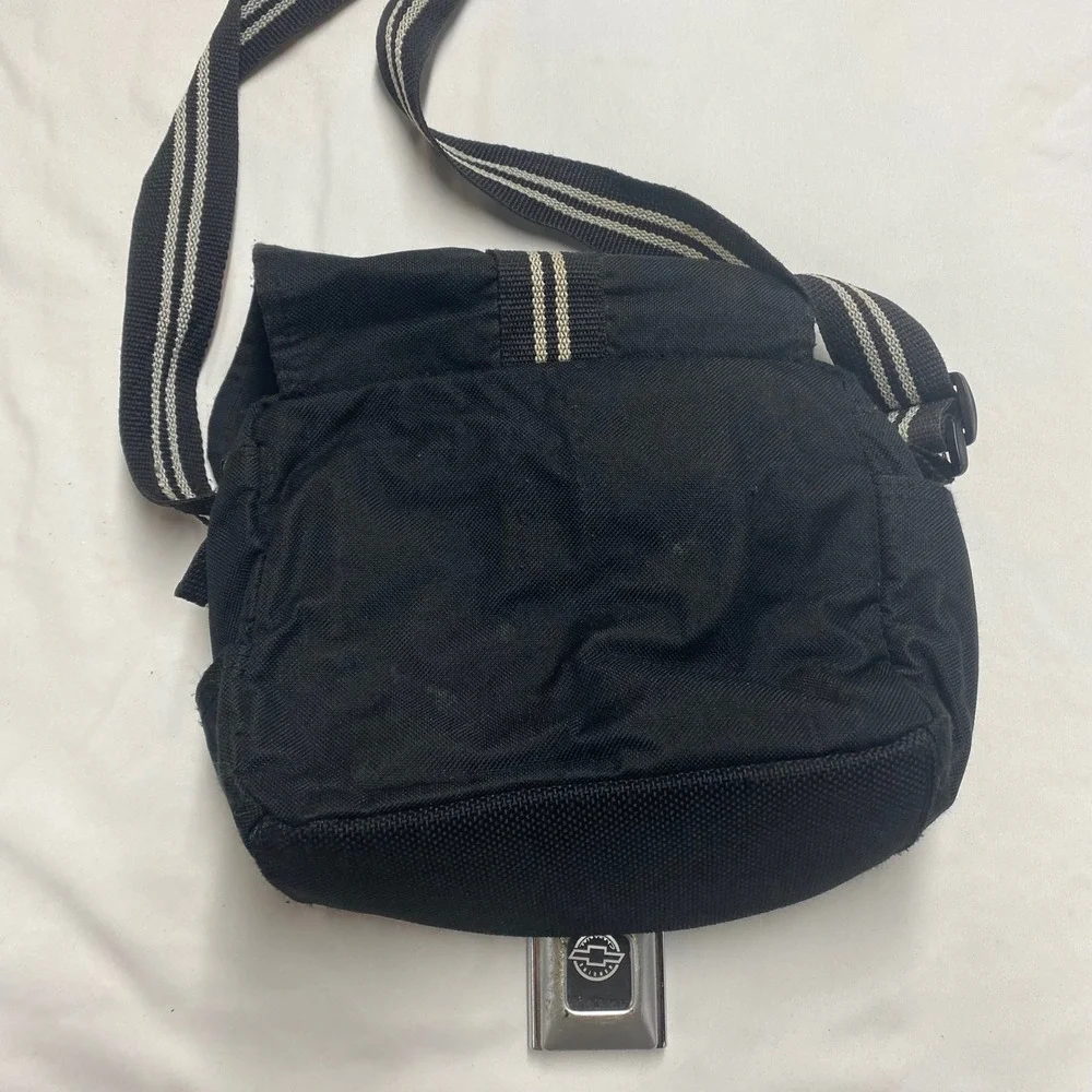 Buckle-Down Chevrolet Seatbelt Buckle Crossbody Bag Black Nylon Messenger